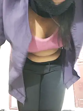 Snapshot of maya_telugu_22 chatting on December 1, 4:34 pm maya telugu 22 online show from December 1, 4:34 pm