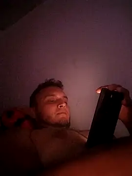 Snapshot of Hotguys111 chatting on October 9, 4:21 am Hotguys111 online show from October 9, 4:21 am