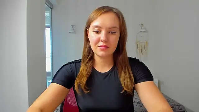 Snapshot of EmmaNorman chatting on September 22, 12:29 pm EmmaNorman online show from September 22, 12:29 pm