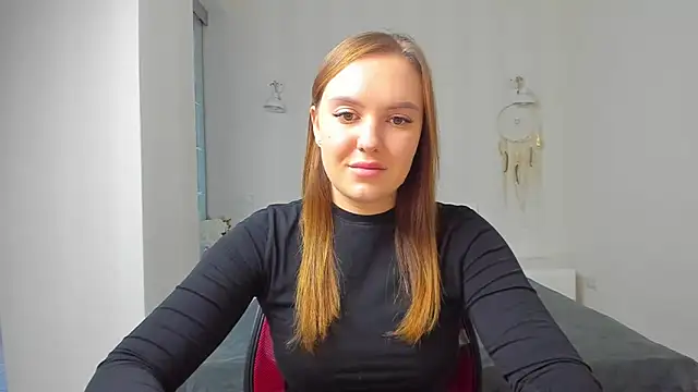 Snapshot of EmmaNorman chatting on October 12, 2:27 pm EmmaNorman online show from October 12, 2:27 pm