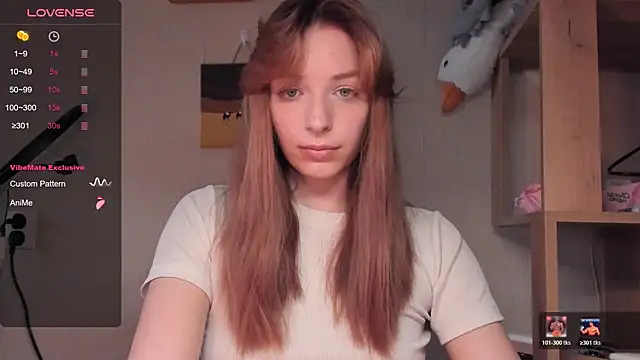 elilybby online show from March 26, 12:33 pm