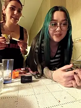 xjuanaxmaldadxxx online show from September 19, 12:23 am