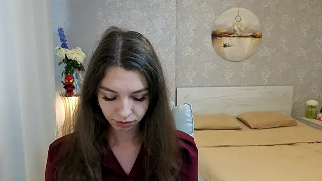 KellyShines online show from July 6, 5:15 am