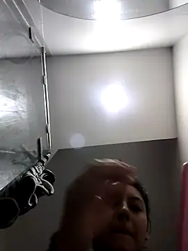 Snapshot of Megara_25 chatting on December 19, 12:12 pm Megara 25 online show from December 19, 12:12 pm