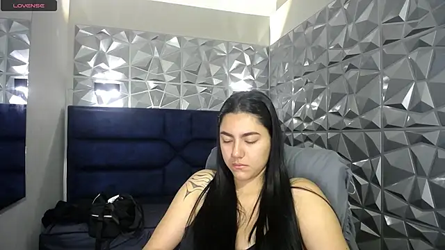 Megara 25 online show from March 23, 3:27 pm