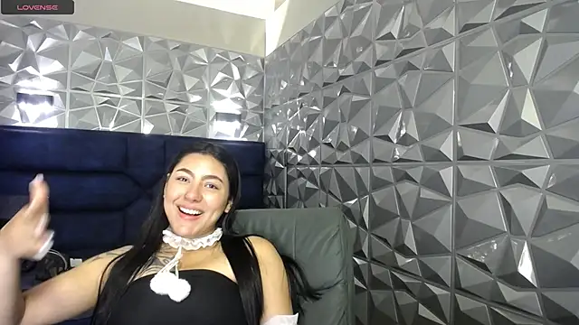 Megara 25 online show from March 26, 5:07 pm