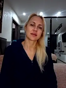 KissMiSveet online show from January 18, 7:39 pm