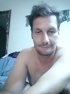 Snapshot of DecodingSteady chatting on December 15, 1:32 am DecodingSteady online show from December 15, 1:32 am