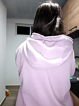 stivenlujan69 online show from October 24, 1:13 am