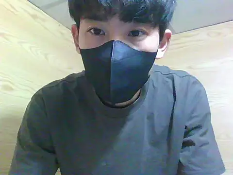 Minh online show from November 30, 3:27 pm