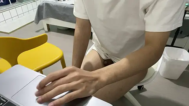 cily online show from November 17, 4:24 pm