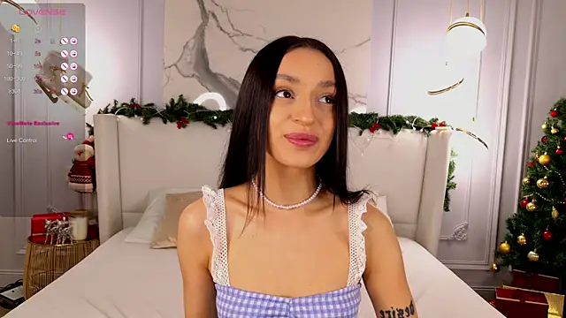 AdoraCortes online show from January 10, 5:09 am