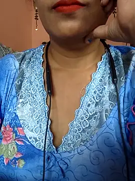 Snapshot of Sonalihot_ chatting on September 10, 5:18 am Sonalihot online show from September 10, 5:18 am
