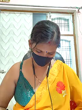 Snapshot of Sonalihot_ chatting on September 24, 6:06 am Sonalihot online show from September 24, 6:06 am