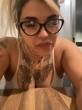 Princess-Jasmine07 online show from April 15, 6:37 pm