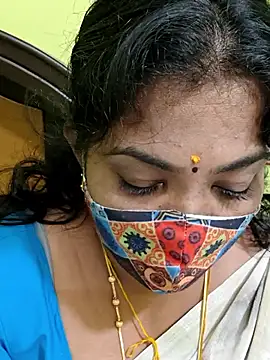 Snapshot of Tamil_Mithra chatting on May 27, 8:55 am Tamil Mithra online show from May 27, 8:55 am