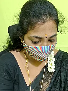 Snapshot of Tamil_Mithra chatting on May 30, 6:54 am Tamil Mithra online show from May 30, 6:54 am