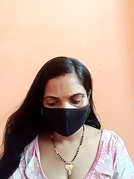 Snapshot of Payal-001 chatting on October 19, 9:32 am Payal-001 online show from October 19, 9:32 am