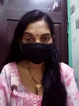 Snapshot of Payal-001 chatting on October 29, 11:56 am Payal-001 online show from October 29, 11:56 am