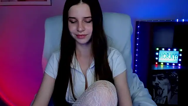 LuxMaya online show from March 24, 8:08 am