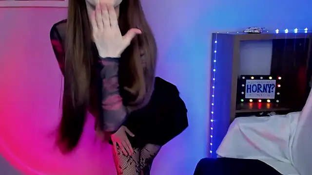 LuxMaya online show from March 31, 6:36 am