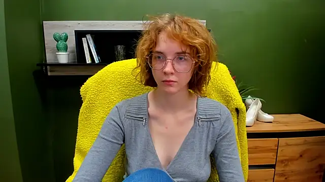 juicyPenny online show from September 24, 6:28 am