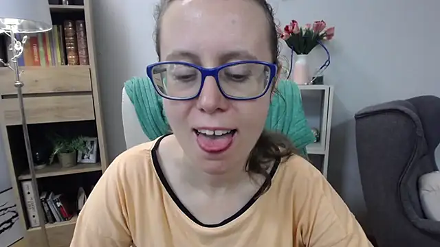 sweetxLizzy online show from May 22, 4:30 am