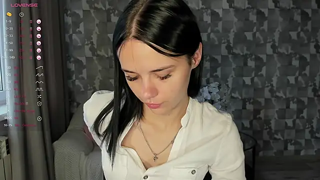 Snapshot of Kseni_a chatting on October 22, 7:30 am Kseni a online show from October 22, 7:30 am