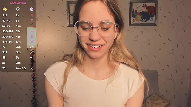 JoanBaggott online show from February 21, 8:10 pm