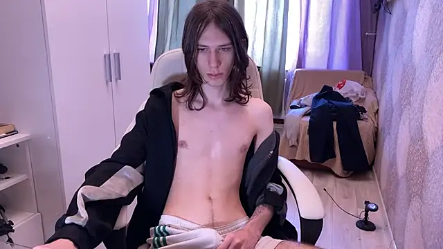 eleganc3 online show from April 9, 7:58 am