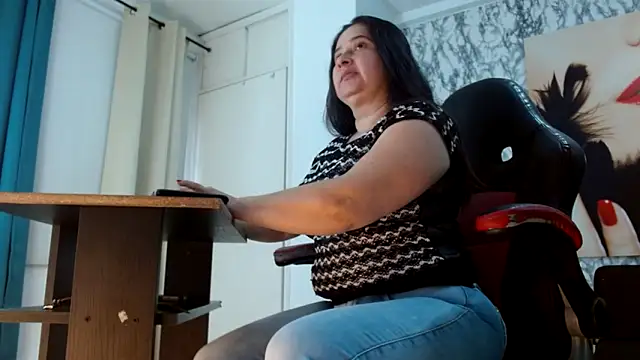 mariani smith online show from October 17, 12:19 pm