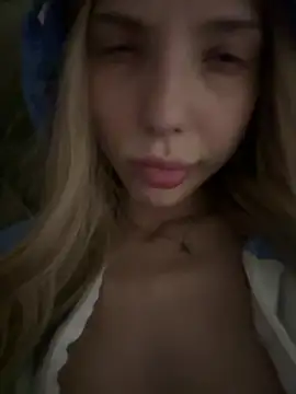 olivia soft online show from April 12, 10:26 pm