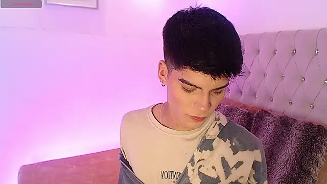 Dulcey  online show from November 13, 4:55 am