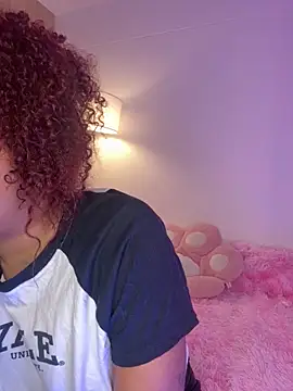 Snapshot of _Zahara_ chatting on October 4, 11:58 pm Zahara online show from October 4, 11:58 pm
