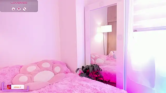 Snapshot of _Zahara_ chatting on October 16, 7:15 pm Zahara online show from October 16, 7:15 pm