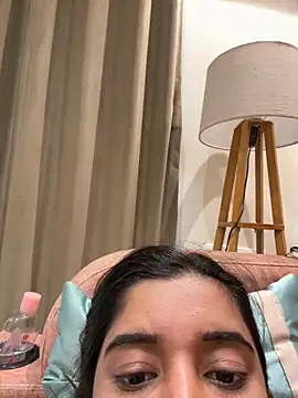 Snapshot of desitease chatting on November 15, 9:50 am desitease online show from November 15, 9:50 am