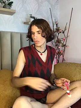 Snapshot of danny_rios20 chatting on November 13, 1:10 pm danny rios20 online show from November 13, 1:10 pm