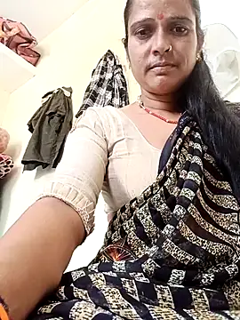 Snapshot of Cutreet chatting on September 15, 5:18 am Cutreet online show from September 15, 5:18 am