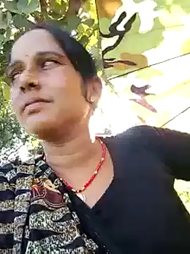 Snapshot of Cutreet chatting on September 21, 10:39 am Cutreet online show from September 21, 10:39 am