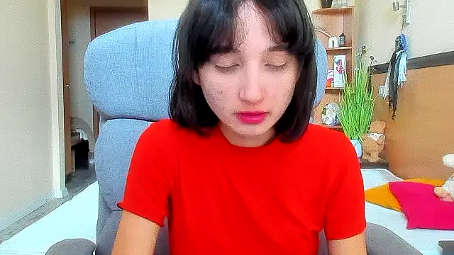 Snapshot of Marri-Stella chatting on October 28, 9:46 am Marri-Stella online show from October 28, 9:46 am