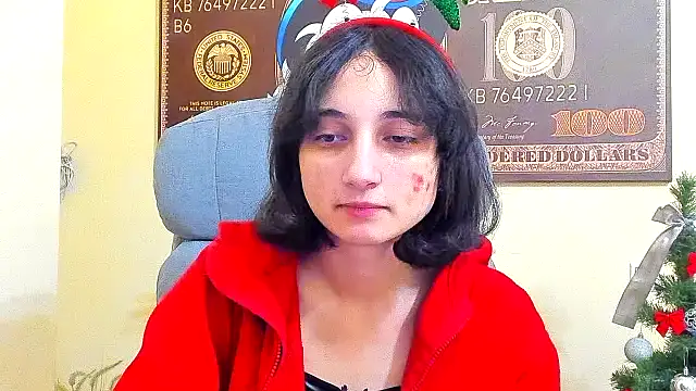 Snapshot of Marri-Stella chatting on December 5, 10:02 am Marri-Stella online show from December 5, 10:02 am