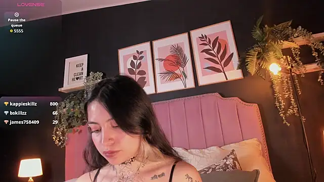 Snapshot of anne_dh chatting on November 30, 11:31 pm anne dh online show from November 30, 11:31 pm