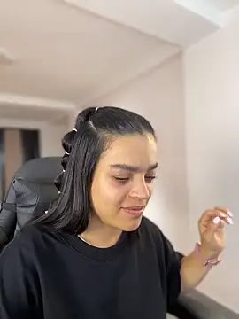 JuanitaMore01 online show from March 25, 9:54 pm