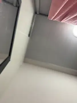 JuanitaMore01 online show from April 17, 8:23 pm