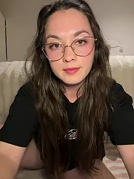 liloush   online show from June 1, 7:59 pm