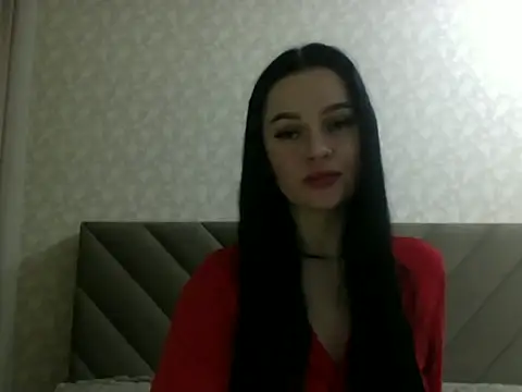 Snapshot of Lulii24 chatting on February 4, 1:11 am Lulii24 online show from February 4, 1:11 am