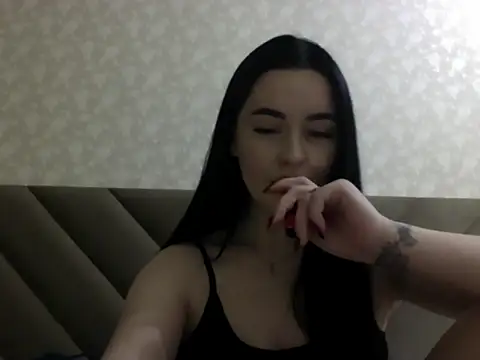 Snapshot of Lulii24 chatting on March 1, 12:01 am Lulii24 online show from March 1, 12:01 am