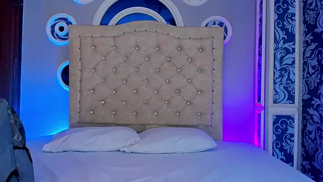 magnus serket online show from April 14, 11:27 am