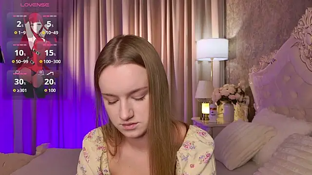 Snapshot of Lucy_Shaw chatting on November 26, 6:47 am Lucy Shaw online show from November 26, 6:47 am