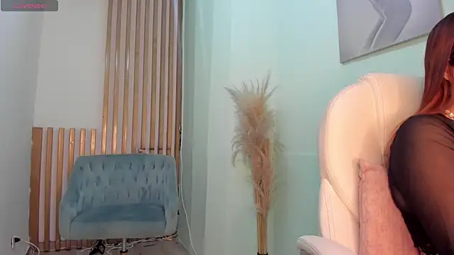 MacarenaRosse online show from October 11, 7:45 pm